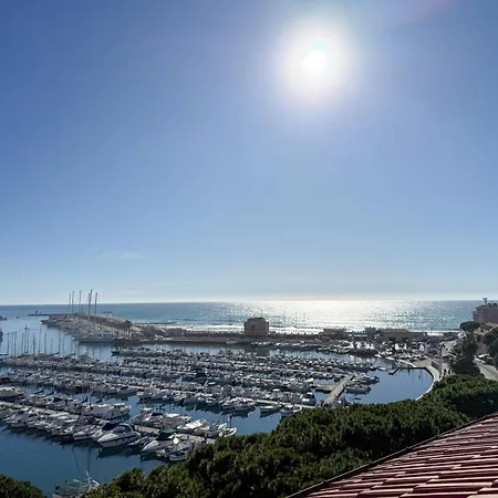 דירה Mansarda Prestige Marina *