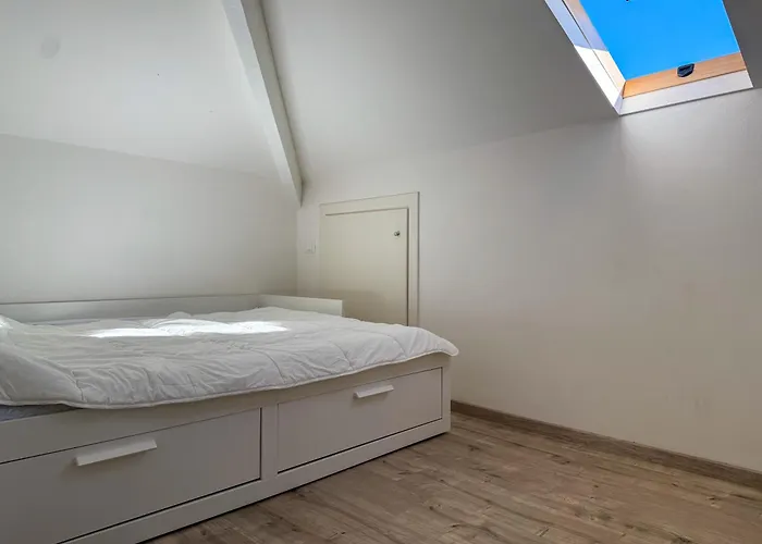 Mansarda Prestige Marina * אימפריה